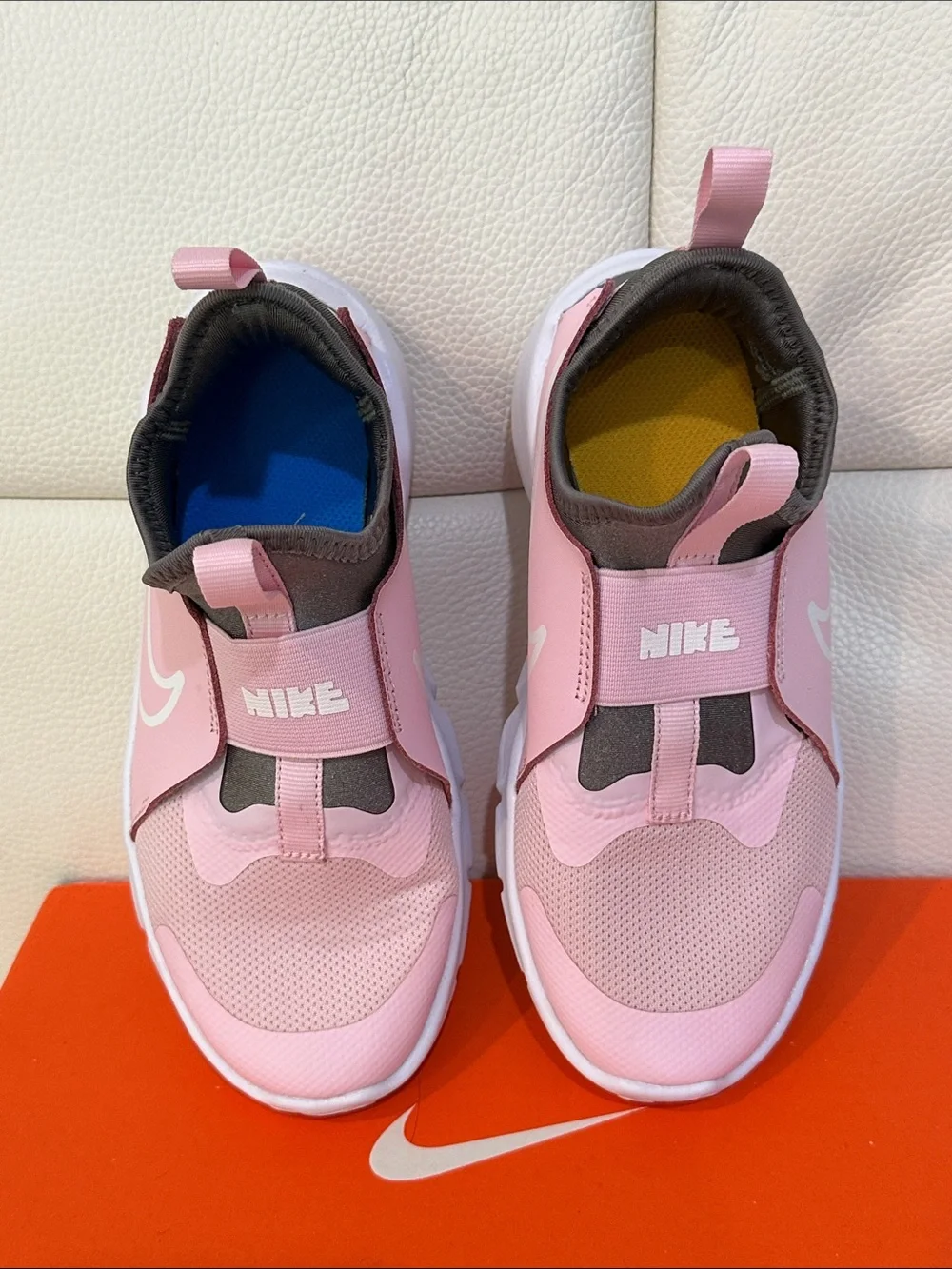 Nike Flex Runner 2 Little Girls Slip On Sneakers in Size 1.5Y